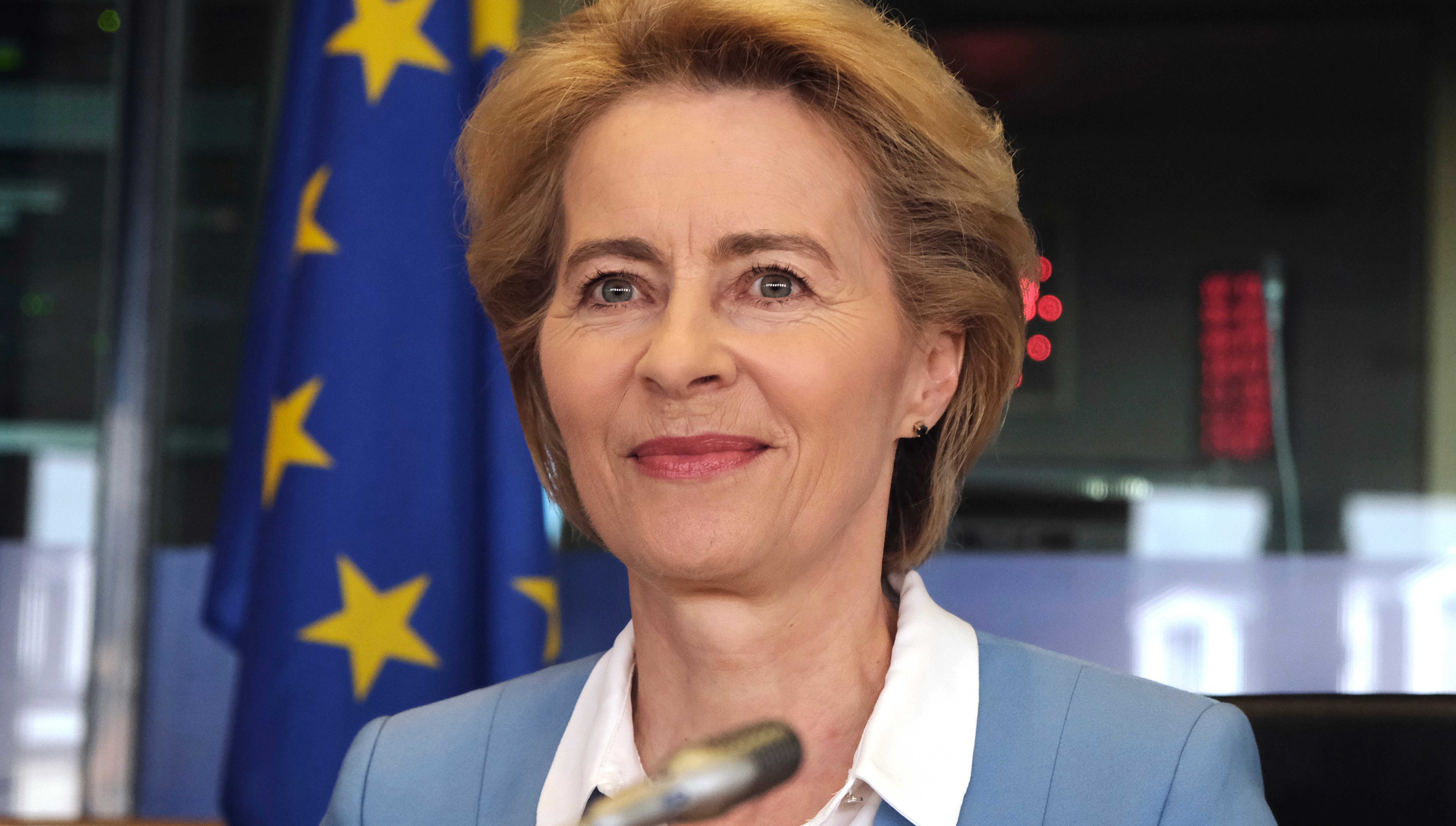 Now Von der Leyen