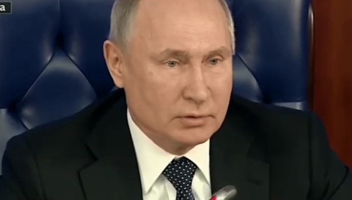 Vladimir Putin attacks Poland