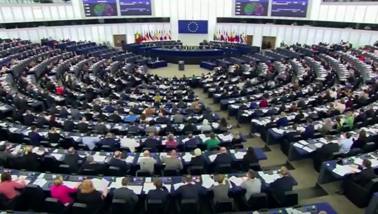 The European Parliament condemns Poland and Hungary for 