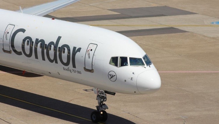 Polish airline LOT purchases German airline Condor