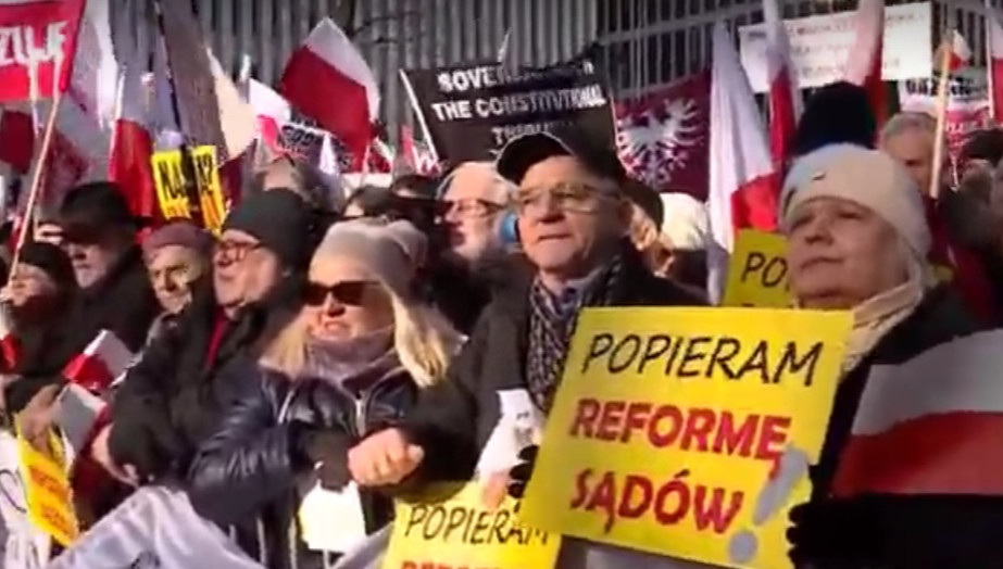 Thousands of people expressed their support for the reform of the judiciary in Poland!