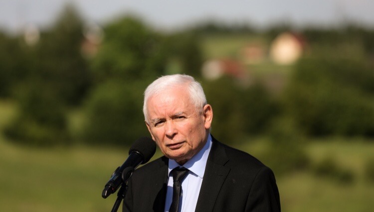 Kaczyński mobilizes activists before the by-elections in Rzeszow
