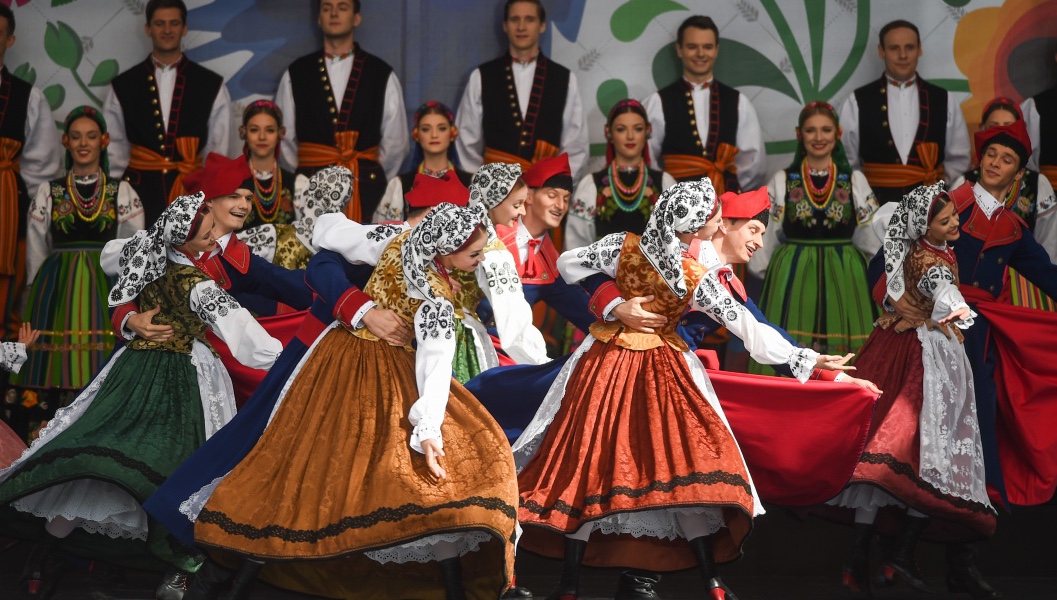 The artistry of the National Folk Song and Dance Ensemble Mazowsze delights