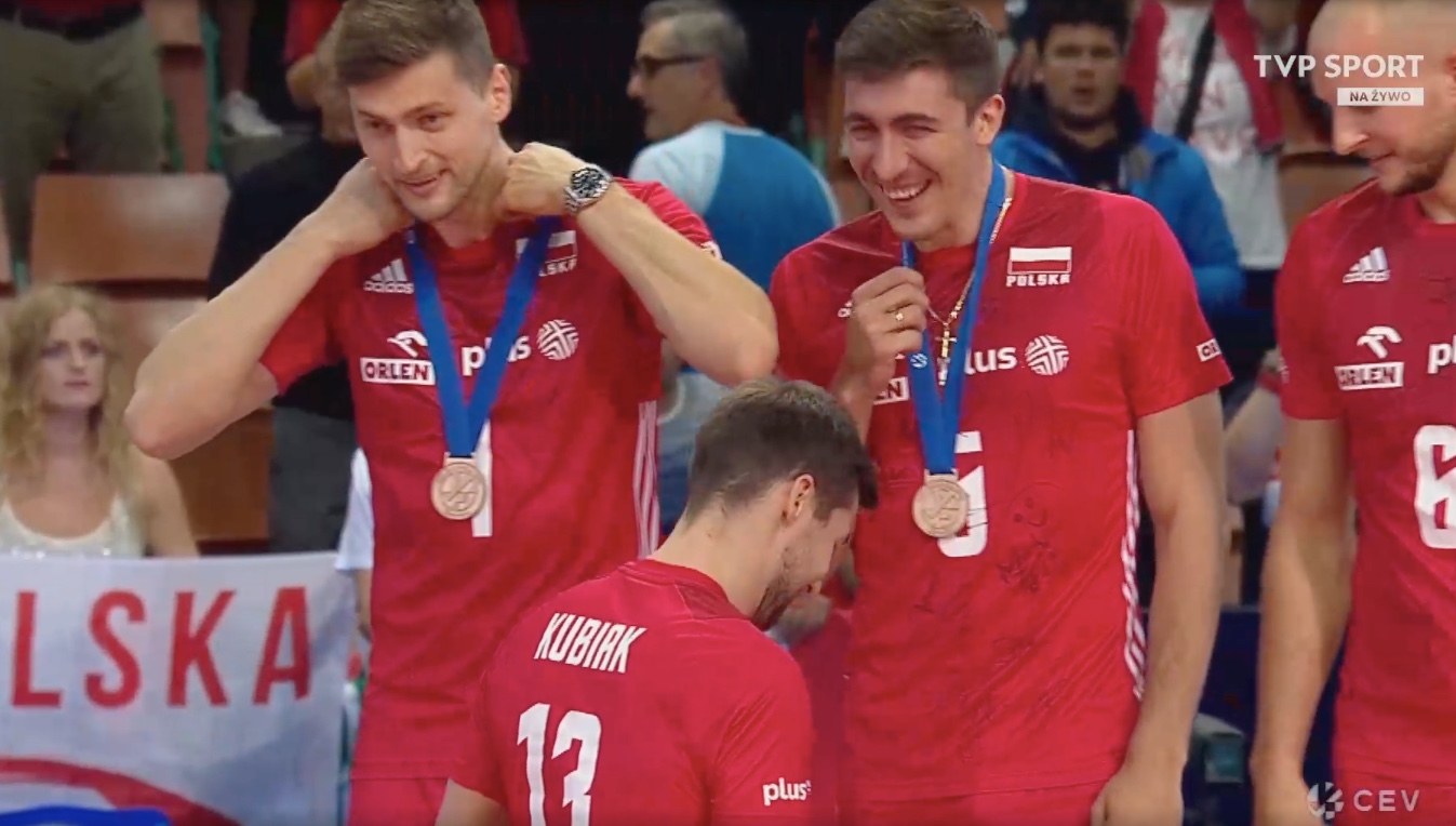 This is the end of the European Championships. Poland with the bronze medal