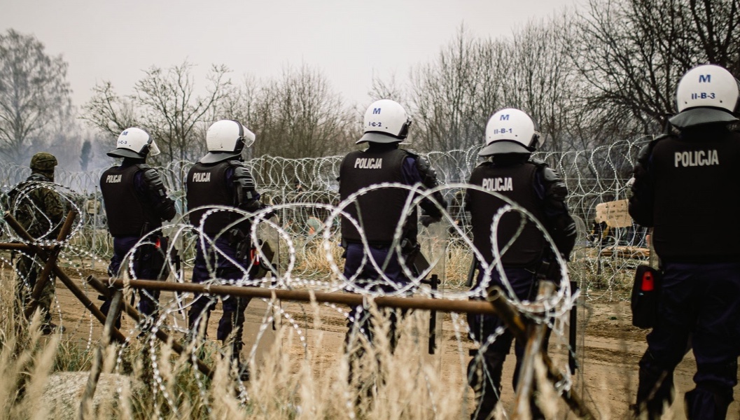 New data. Ciarka: 12 Polish officers injured in today's events at the border