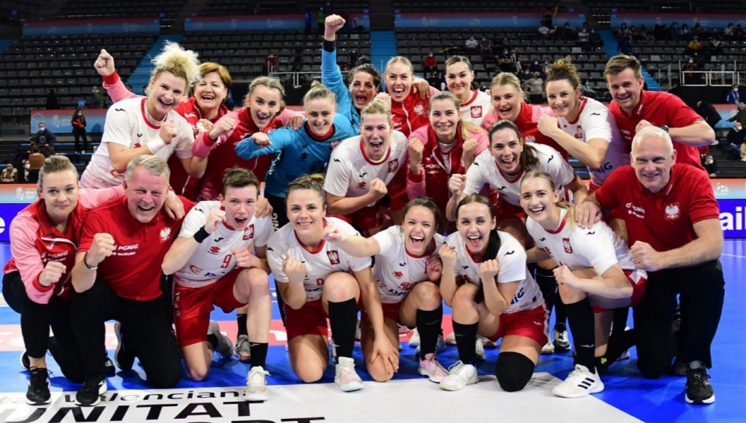 The best thirty minutes of Polish women. White-red's won against Montenegro at the world championships