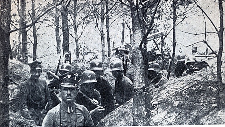 Polish soldiers in trenches on the Polish-German front, January 1919