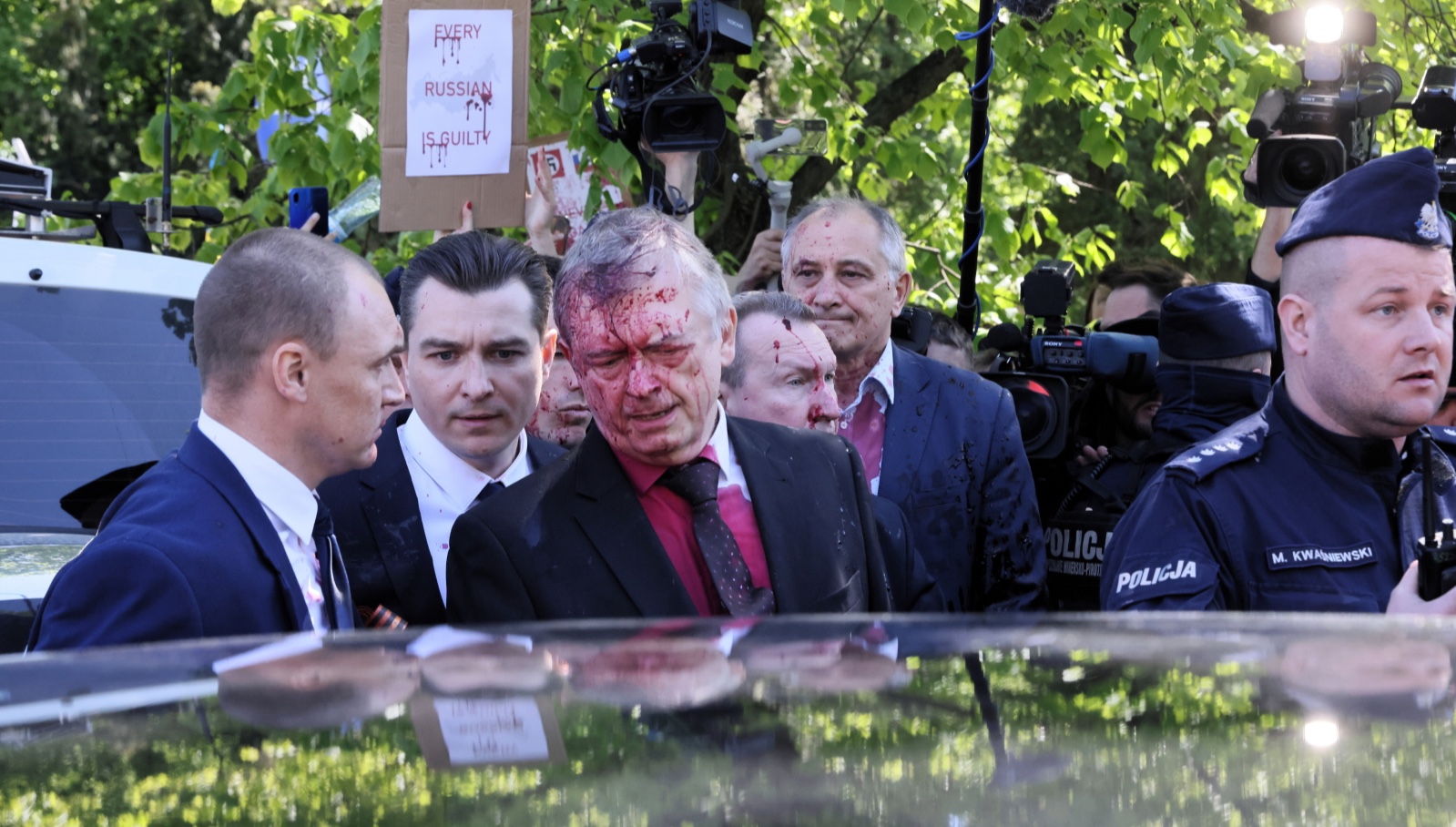MFA Wawrzyk defends police over Russian ambassador incident