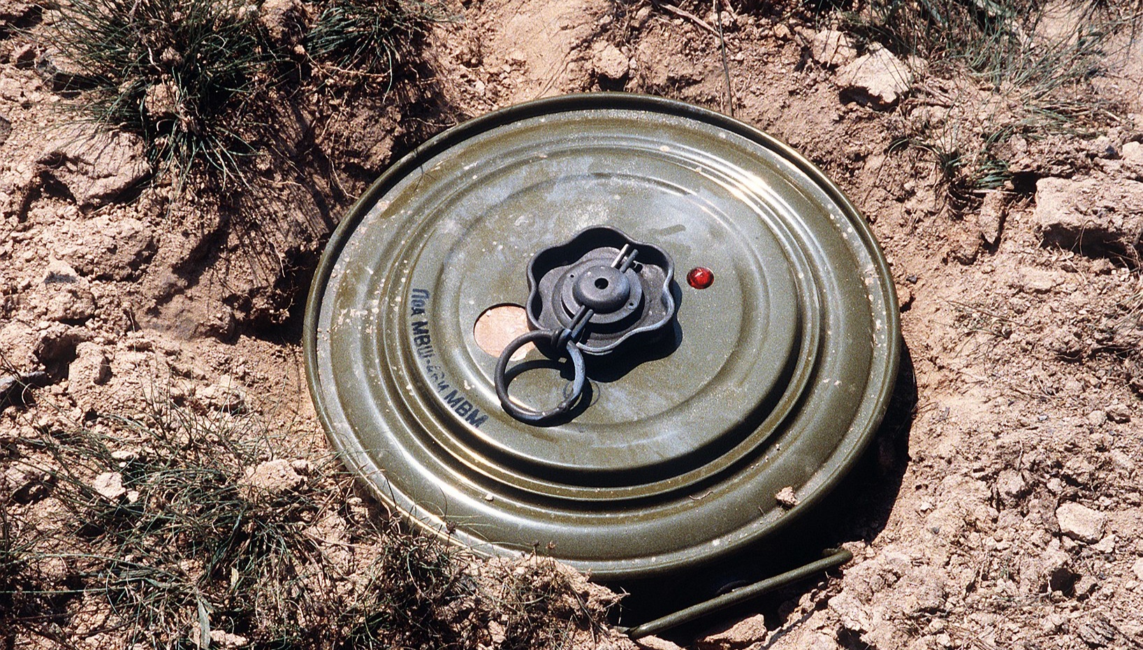 Russians use mines manufactured in the 1950s