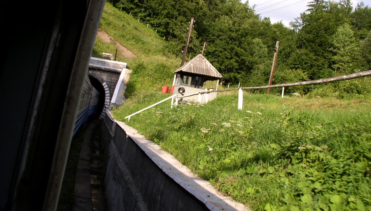 Missiles fell on a railway tunnel near the Polish border. A hit on the main artery of western Ukraine