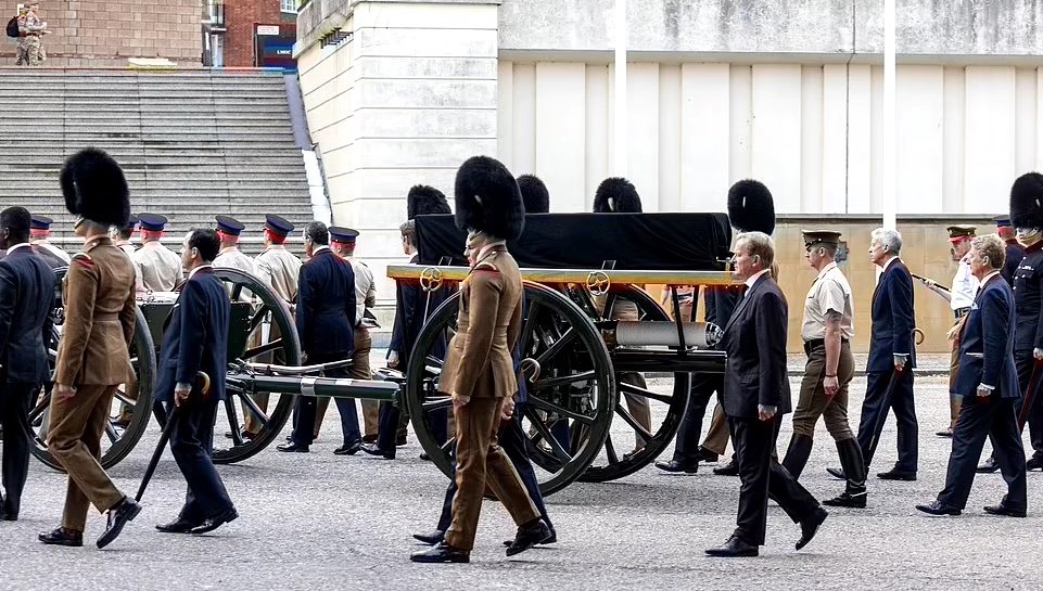 Polish President together with his wife to attend Queen Elizabeth II's funeral