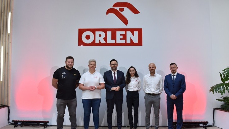 The PKN Orlen and Grupa Lotos merger means increasing funds for sports sponsorship in Poland