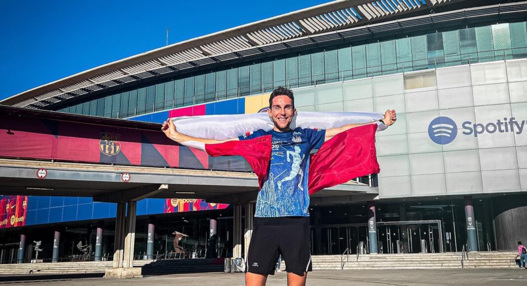 He did it! Tomasz Sobania reached Barcelona after 2 520km of run