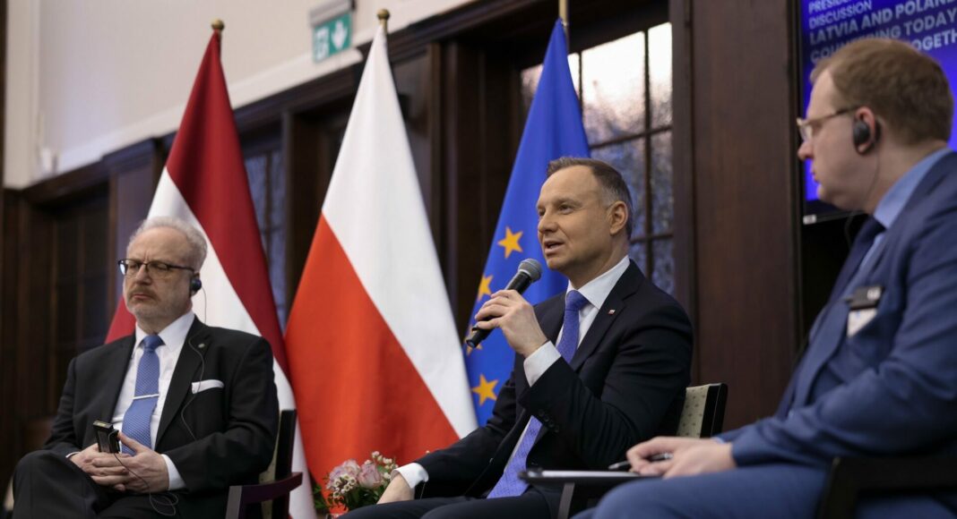 Polish President willing to build iron curtain if needed