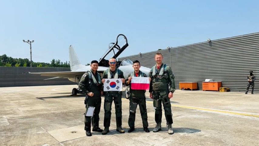 Polish pilots completed a training in South Korea