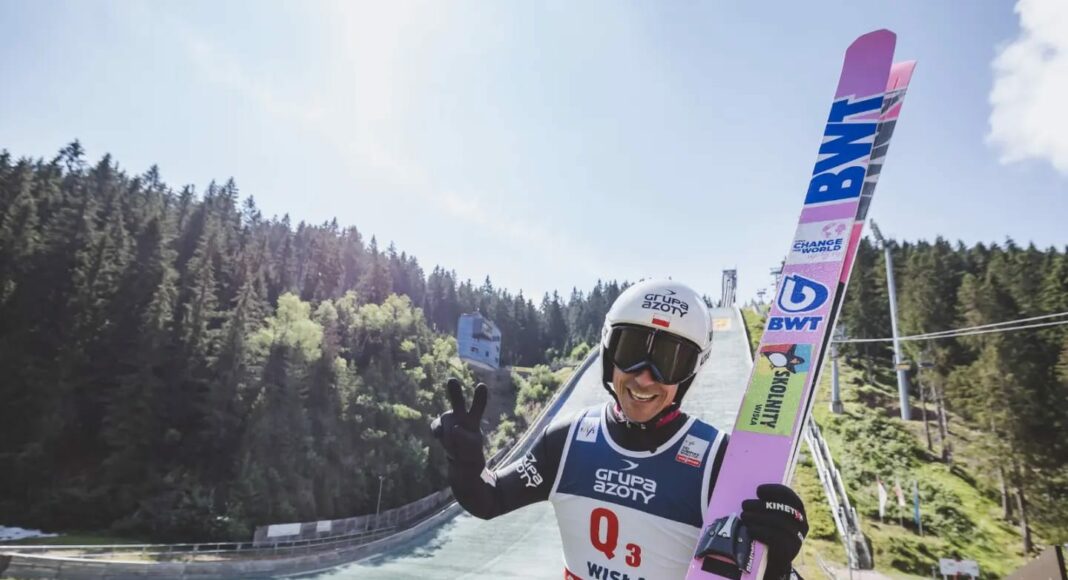 Piotr Żyła Triumphs in Rain-Delayed Ski Jumping Grand Prix Event
