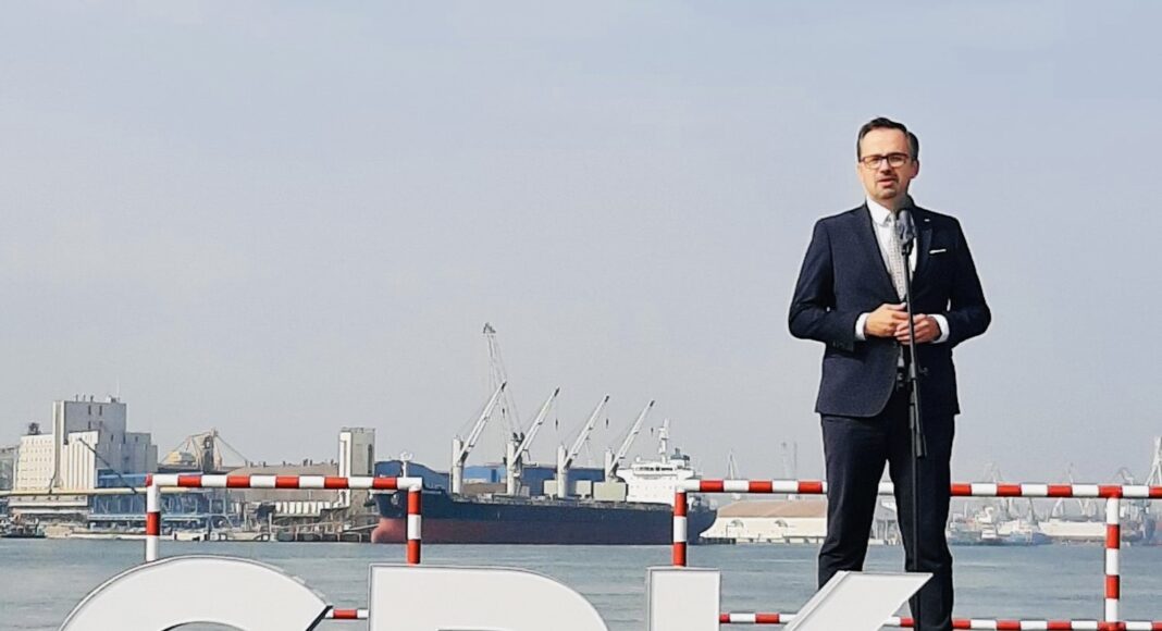 Poland's Central Port Authority Acquires 1000 Hectares for Innovative Airport Project