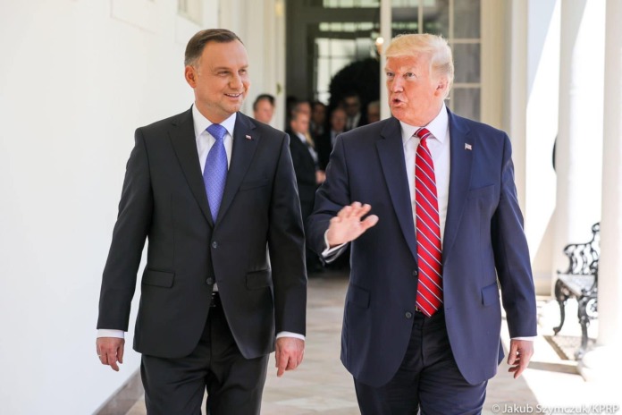 President of Poland Andrzej Duda (left) and U.S. President Donald Trump (right)