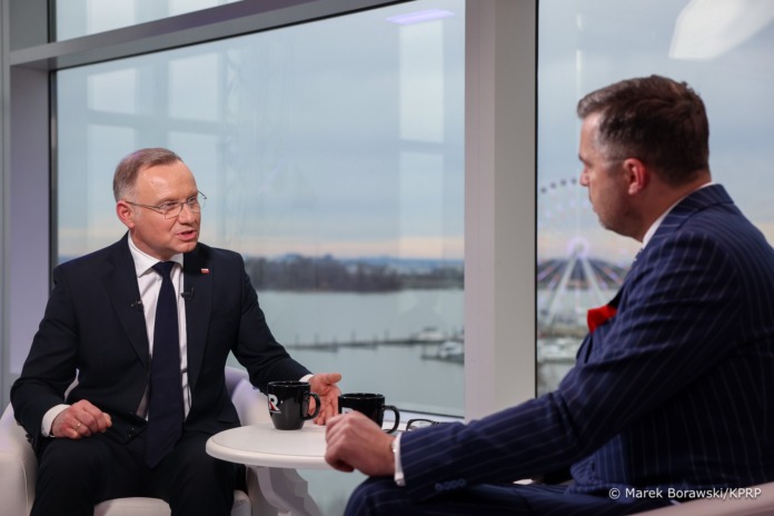 Late last night on Polish television, President Andrzej Duda reiterated the importance of American support for Ukraine, cautioning former U.S. President Donald Trump to remember that Russian President Vladimir Putin “is a KGB officer.”